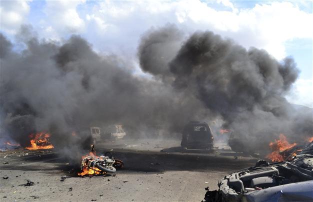Car bomb explodes at Syria-Turkey crossing, leaves 7 dead: Reports