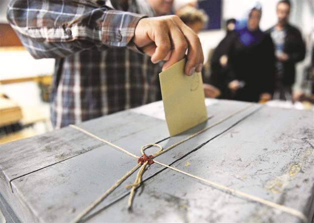 Turkish ban on prisoners voting violates human rights, says European court