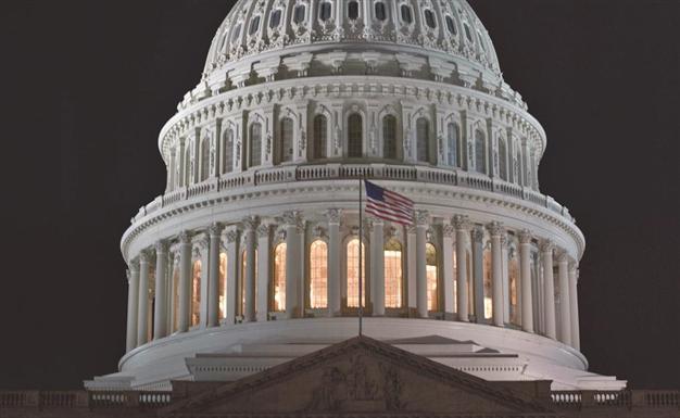 US must cut $2 trillion over 10 years to balance its debt