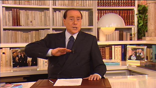 Berlusconi vows to stay in politics as ban approaches
