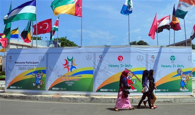 Bikini tensions mar Islamic games in Indonesia