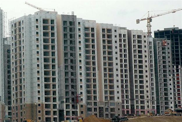 Public investments dominate buildings