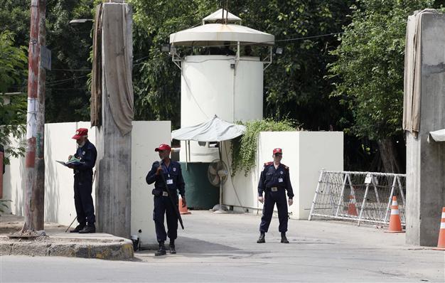 US pulls staff from Lahore consulate over threats