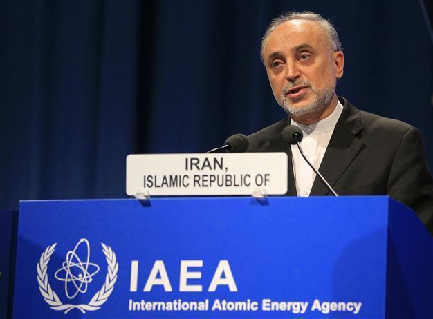 Iran arrests 4 in nuclear plant sabotage plot