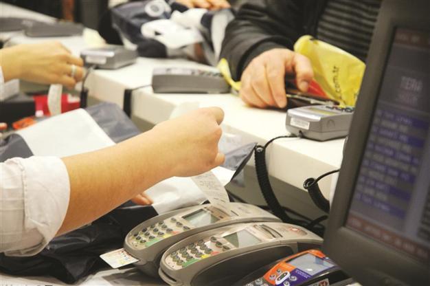 Turkeys banking watchdog to put ‘single limit’ on credit cards soon
