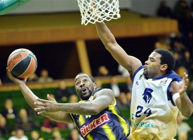 Turkish clubs make flawless start in Euroleague opener