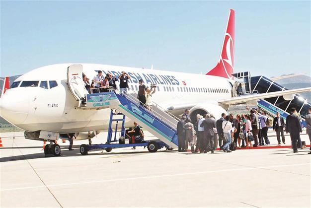 Kingmaker in North Cyprus demands nixing of tender