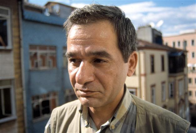 Ahmet Erhan, the iconic poet who said ‘I haven’t died today either, mum,’ passes away