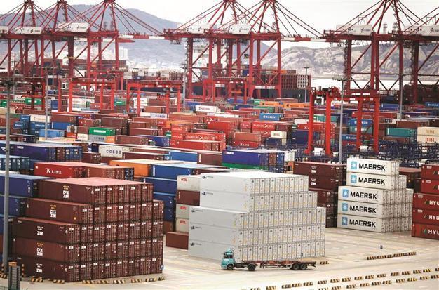 China’s September exports fall, trade surplus down 44.7 percent