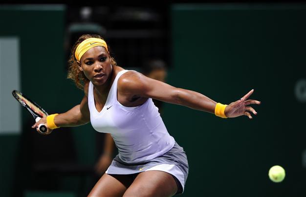 Serena makes speedy start to title defense in Istanbul