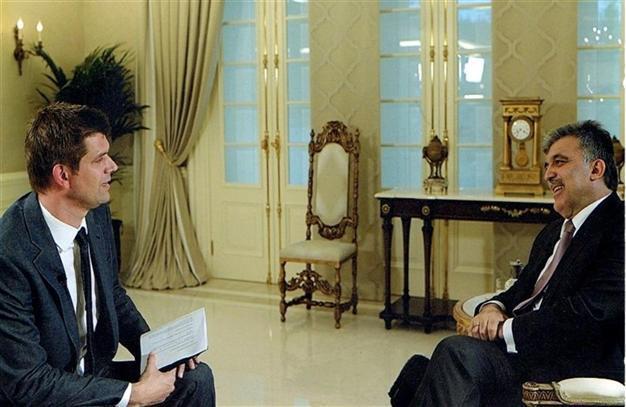 Dutch journalist claims he may be banned from Turkey as of 2014