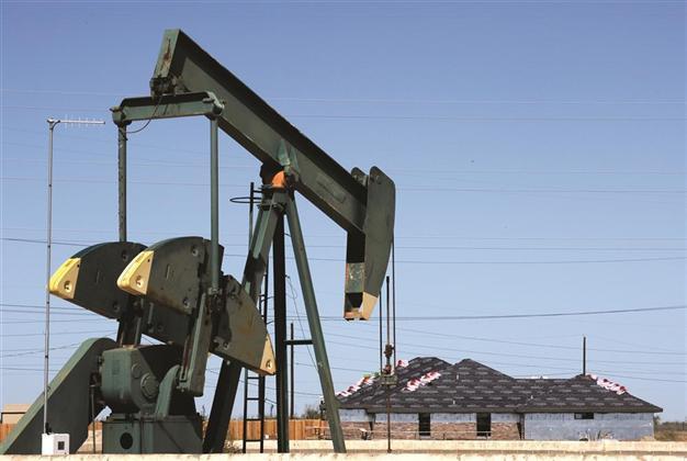 US replaces Saudis as top oil supplier