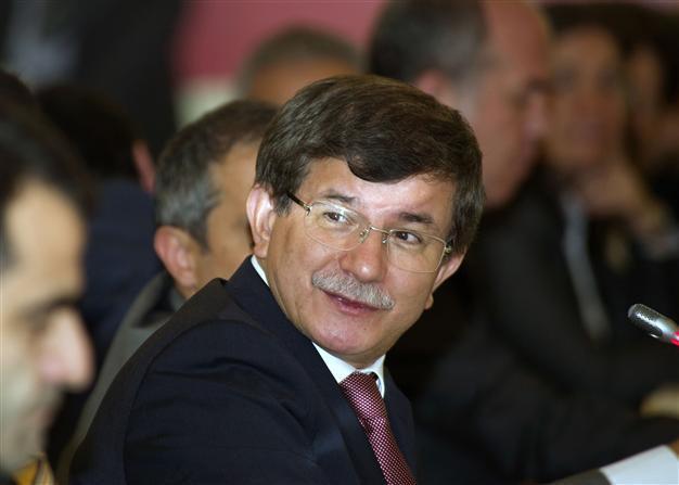 Turkish foreign minister raps international failure to tackle Syria aid crisis