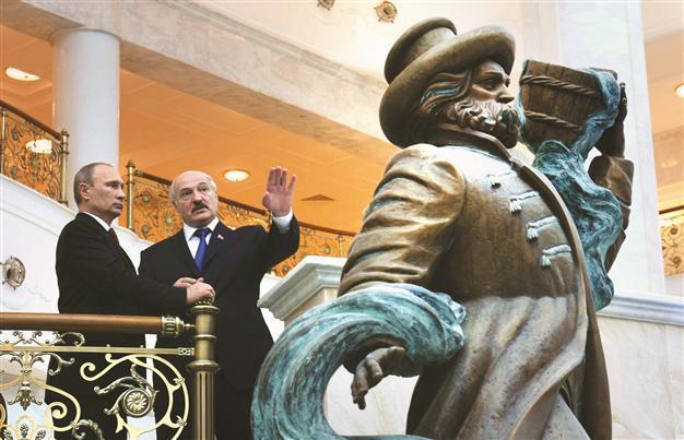 Black Sea countries stuck between Russia and Europe