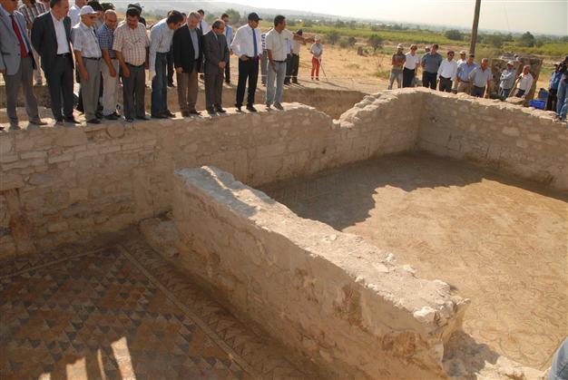 House adorned with mosaics discovered in ancient Lycian city of Aegean province