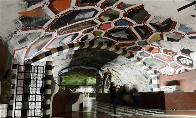 Art goes underground for Stockholm commuters