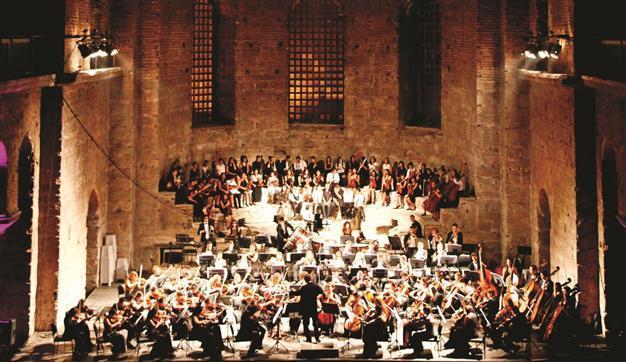 Turkish Youth Philharmonic kicks off tour at Hagia Eirene