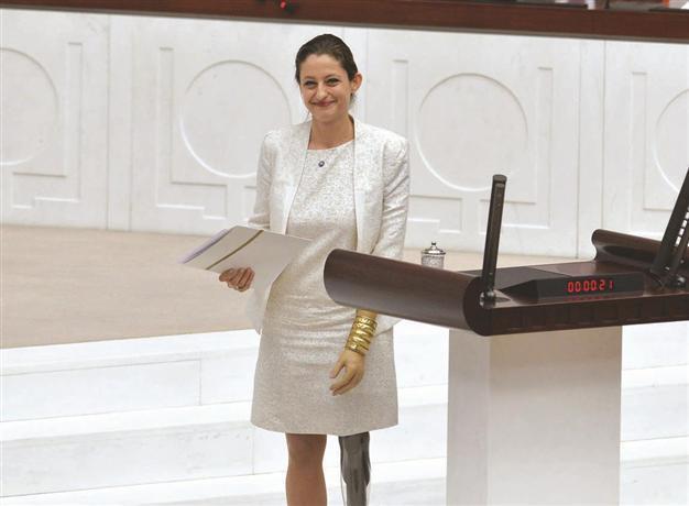 Turkish Parliament to solve trousers problem
