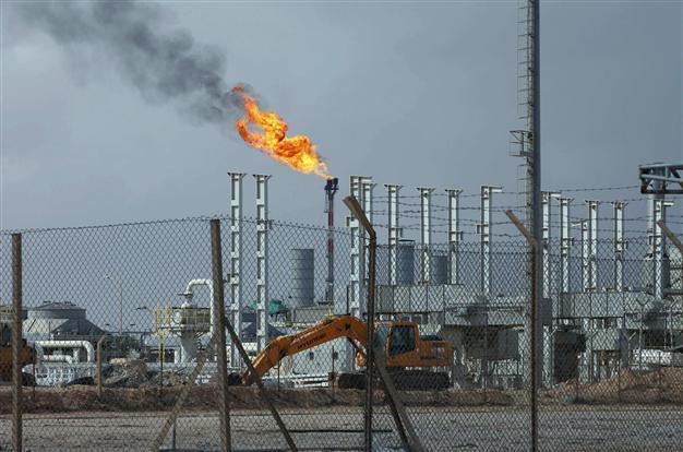 Libyan Berbers shut gas pipeline to Italy