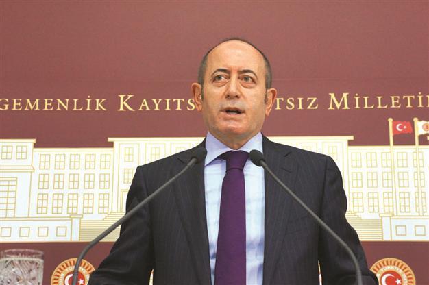 Turkish main opposition in new bid for jailed deputies