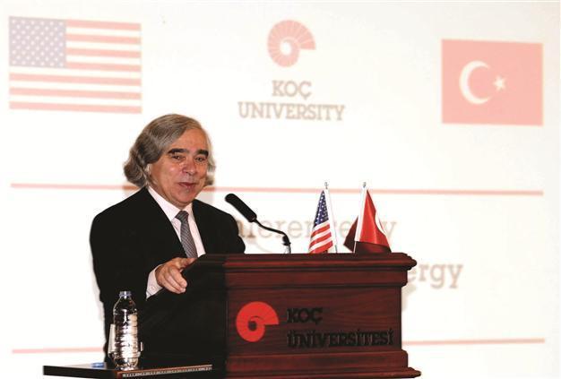 US hails Turkey-Iraq oil dialogue: Energy Secretary Ernest Moniz
