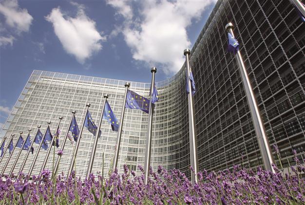 German minister says no more risks of contagion in eurozone