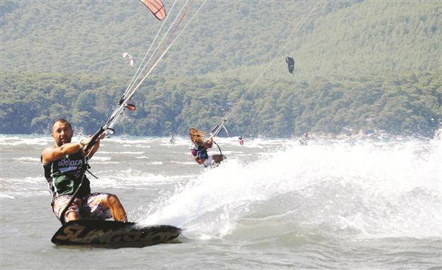 Wind brings money to Turkeys slow city Akyaka