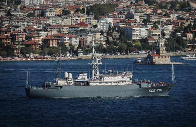Russian warships cross Bosphorus, en route to Syria