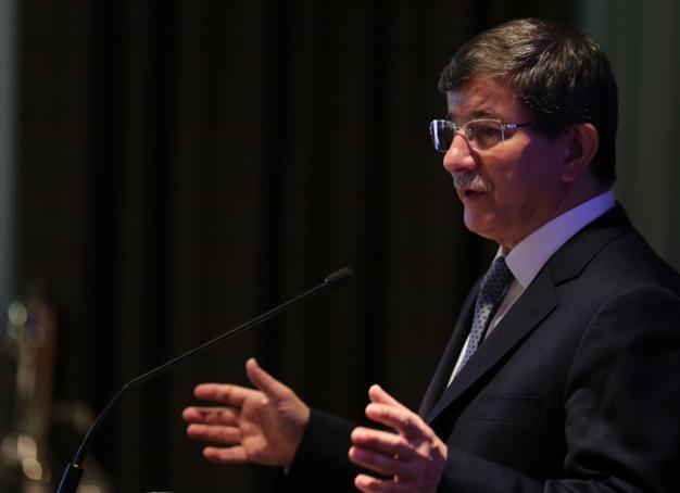 Syria argument raises tension in Davutoğlu’s Parliament briefing