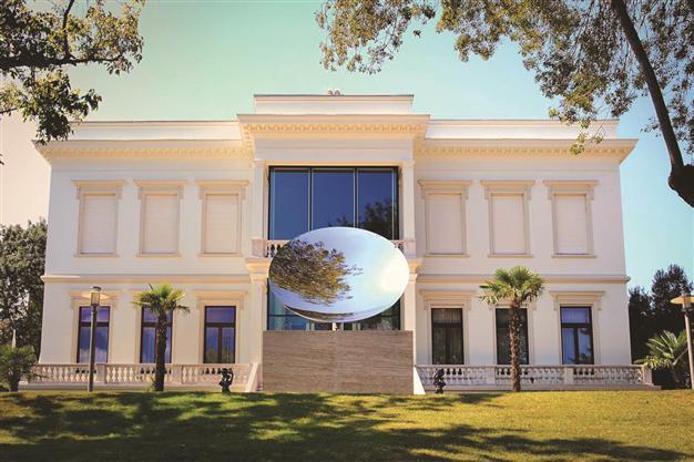 Kapoor’s works on view in virtual exhibit