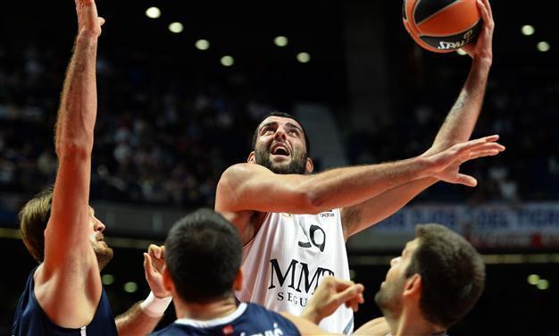 Real Madrid hammers Efes Anadolu 103-57 in Euroleague