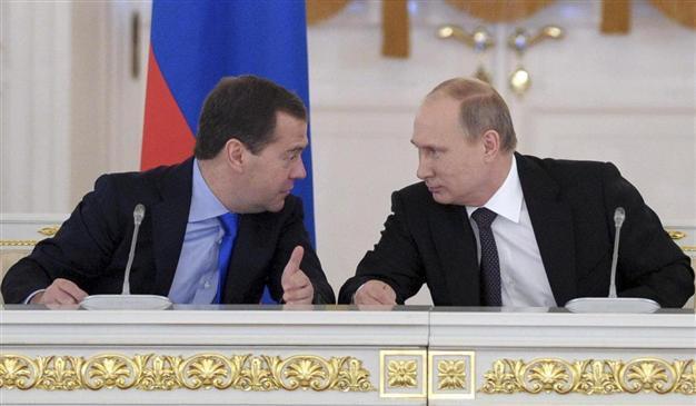 Russian PM under pressure after Putin rebuke