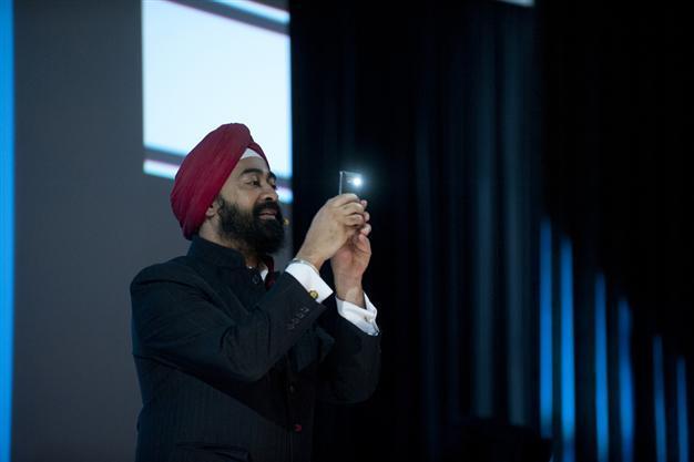 Social media key election tactic: Campaign guru