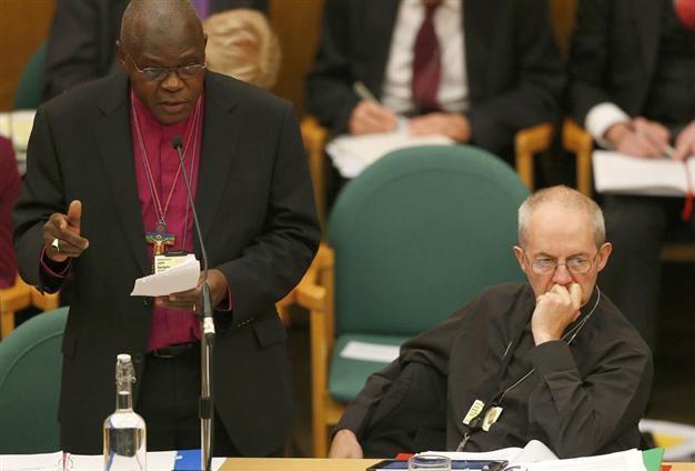 Church of England paves way for women bishops