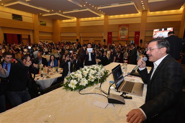 Ankara Mayor Gökçek vows to his Twitter followers to build the world’s largest theme park