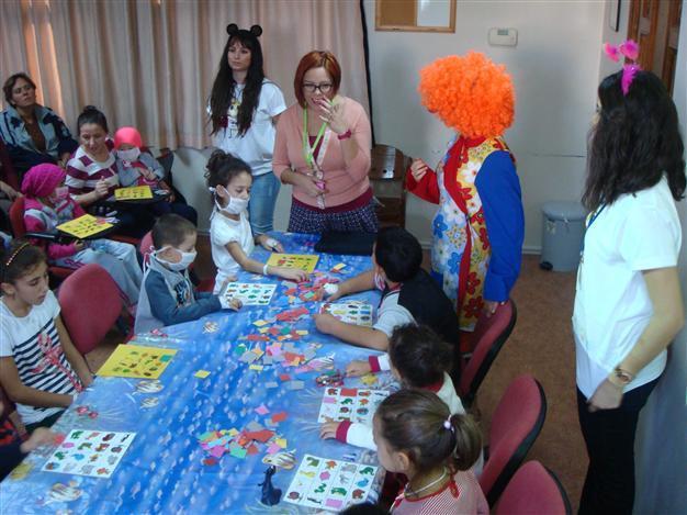 Turkeys Changemakers: Let’s be happy for children in hospital