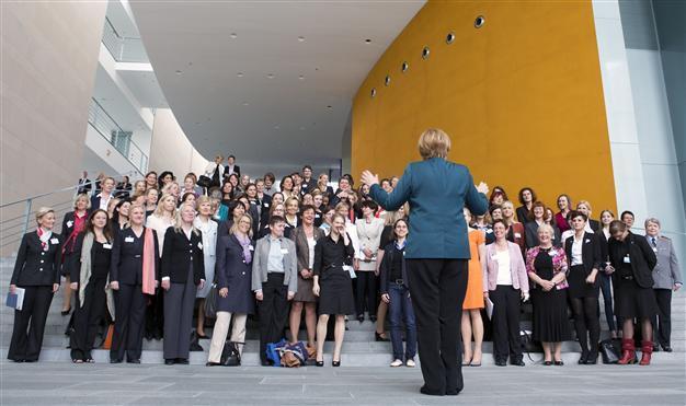 German parties agree to introduce quota for women on boards