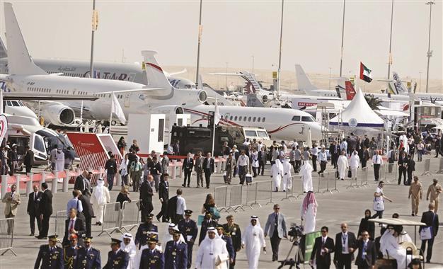 Airbus and Boeing sign Gulf supply deals, after big orders