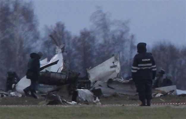 Russia seeks answers over planes vertical crash
