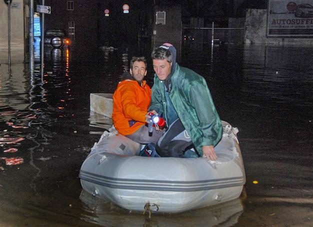 Search for victims as Sardinia floods leave 17 dead