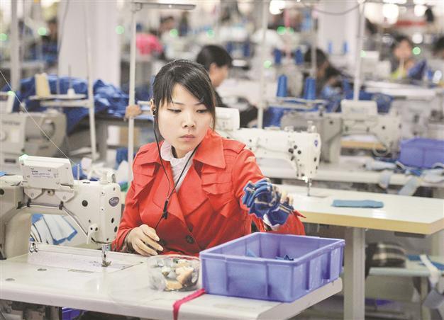 Economy recovers, but more risks ahead: OECD