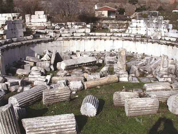 Conference reveals many secrets in ancient city of Stratonikeia