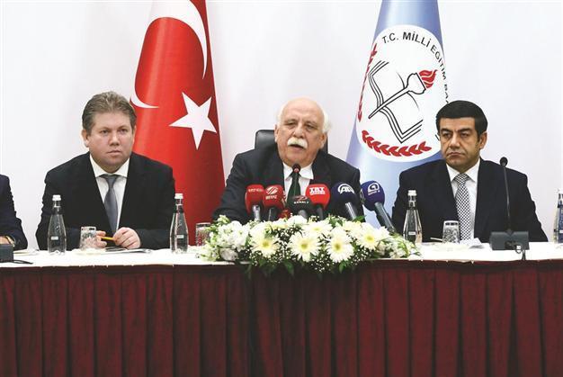Turkey’s press bodies slam government for favoring pro-government media