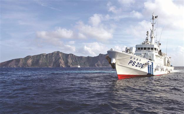 Japan, South Korea defy Chinese air zone