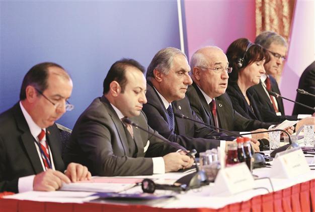 Cyprus talk dominates heated EU-Turkey meet