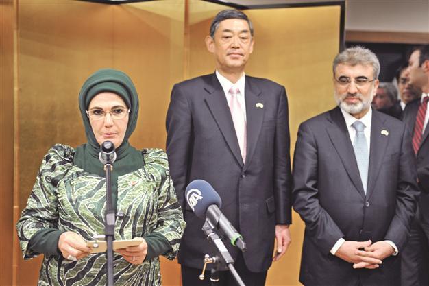 Wife of Turkish PM files complaint about opposition deputy