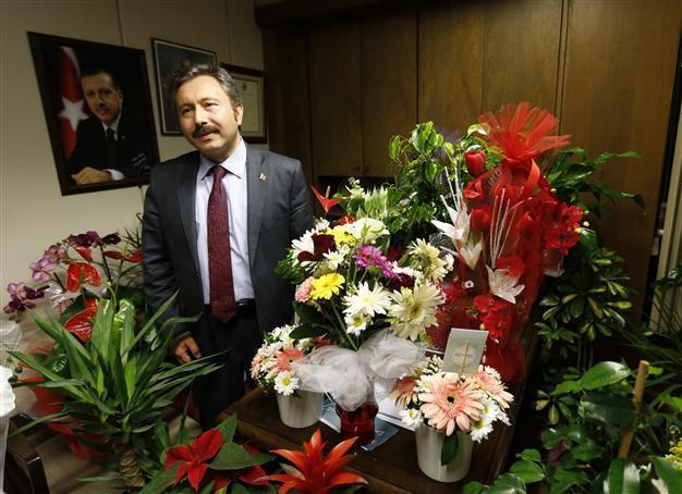 Dissenting deputy sent to disciplinary board resigns from ruling AKP