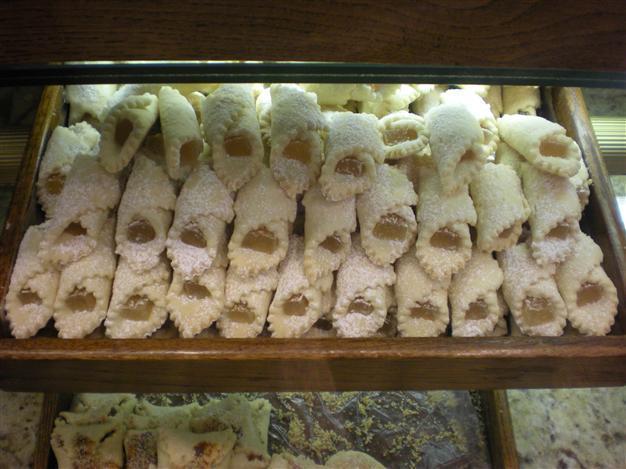 Empanadas with Turkish Delight
