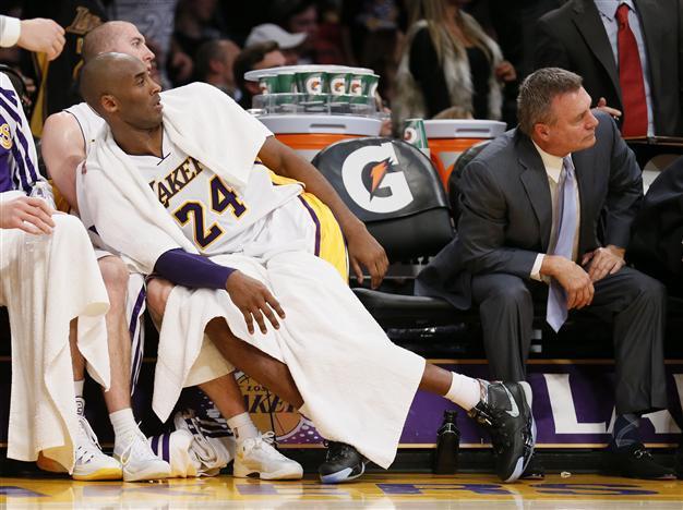 Bryant looks rusty in season debut