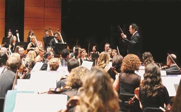 Beethoven festival starts with Borusan Istanbul Philharmonic Orchestra